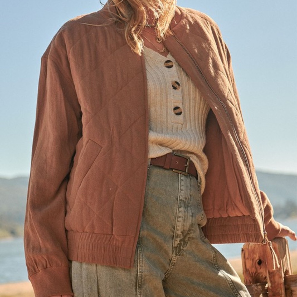 Last 1! NWT Woven Diamond Quilted Bomber Jacket